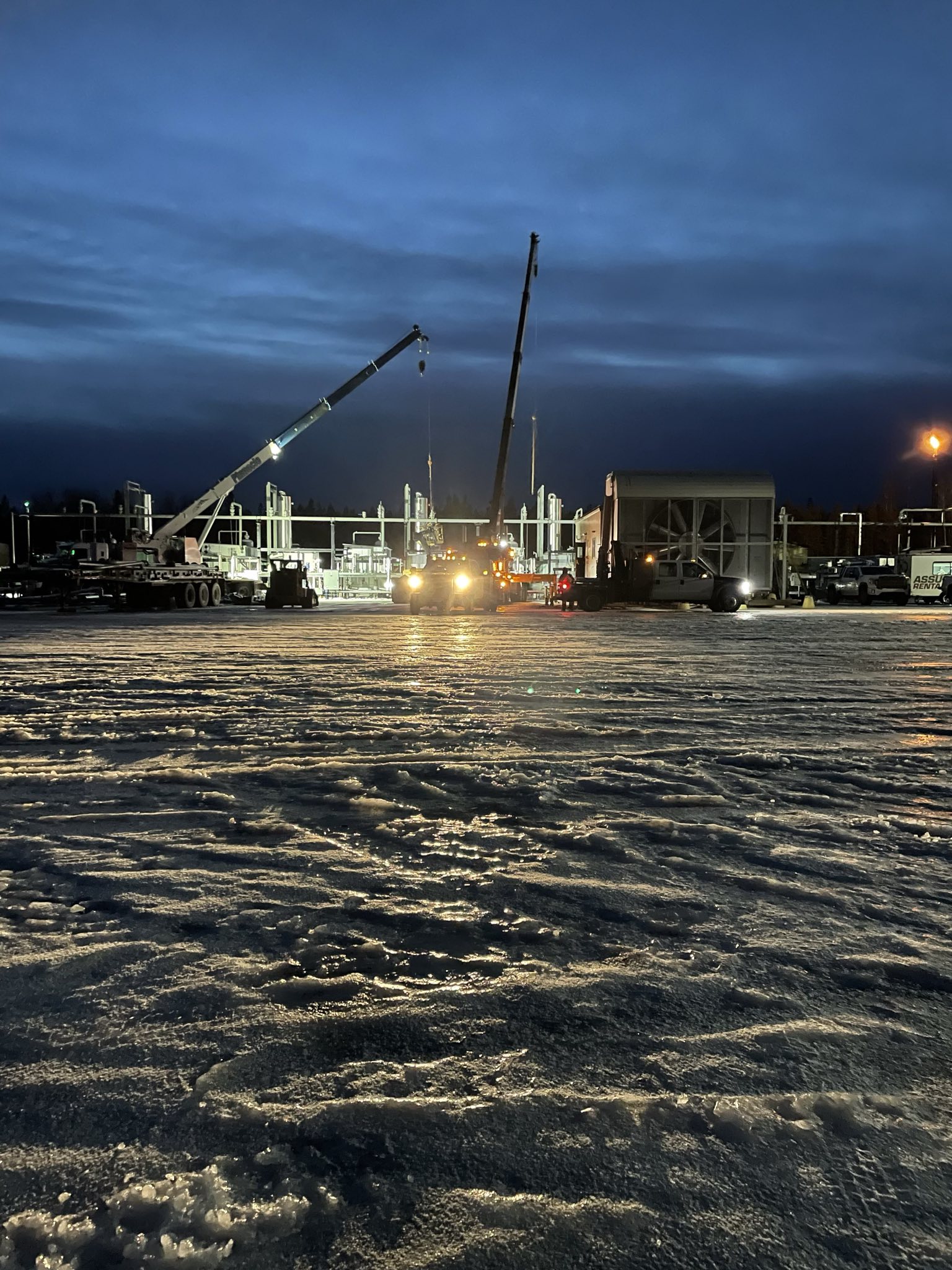 Night shift facility work with cranes
